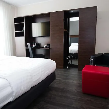Plaza 4* Graz