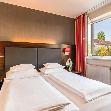Hotel Plaza 4*